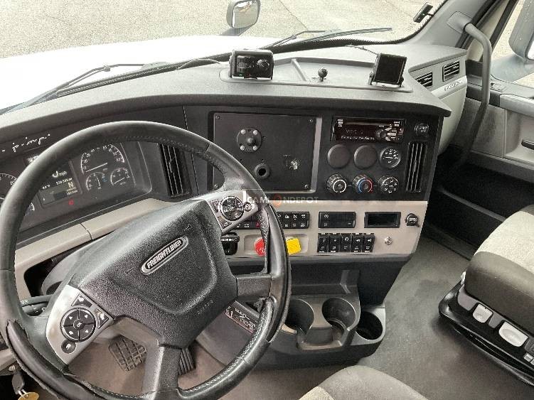 Truck Thumbnail 7
