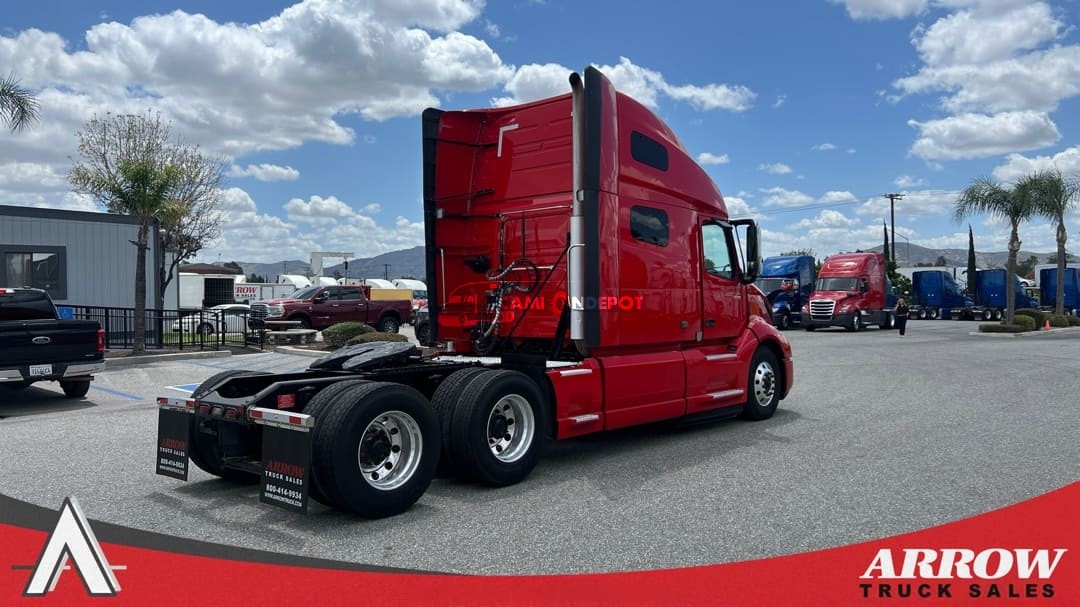 Truck Thumbnail 4