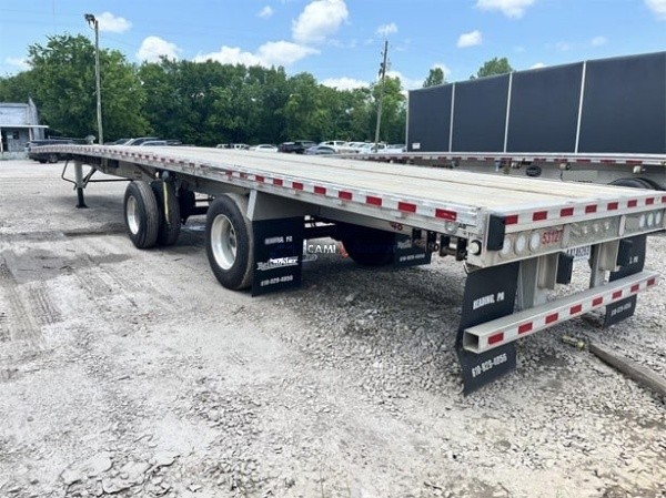Truck Thumbnail 3