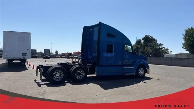 Truck Thumbnail 2