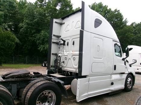 Truck Thumbnail 4