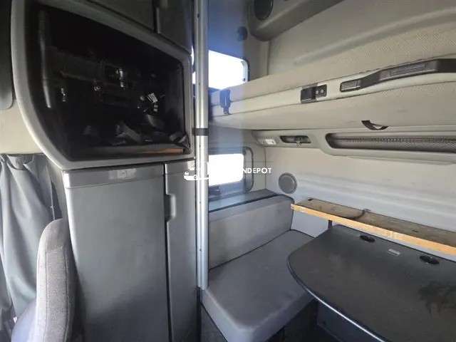 Truck Thumbnail 5