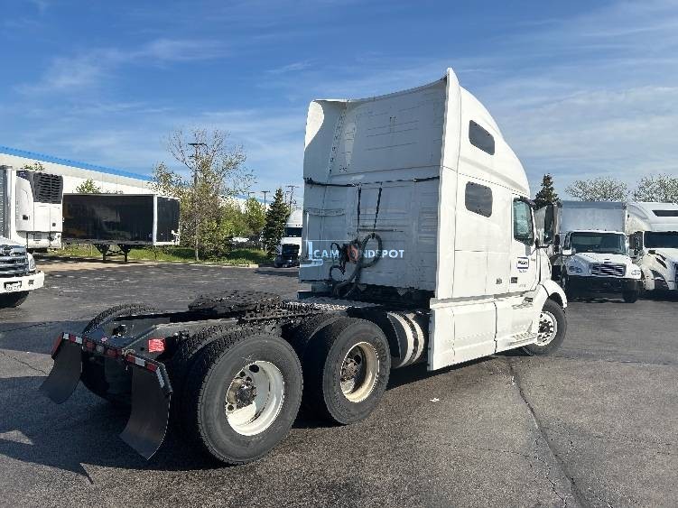Truck Thumbnail 6