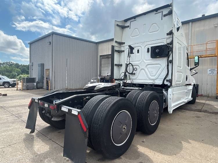 Truck Thumbnail 6