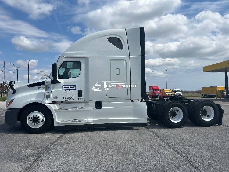 Truck Thumbnail 3