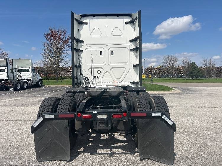Truck Thumbnail 4