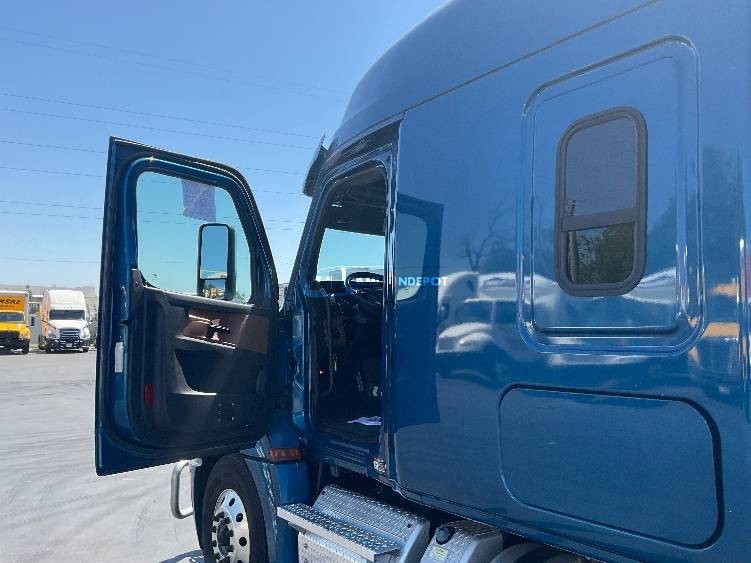 Truck Thumbnail 5