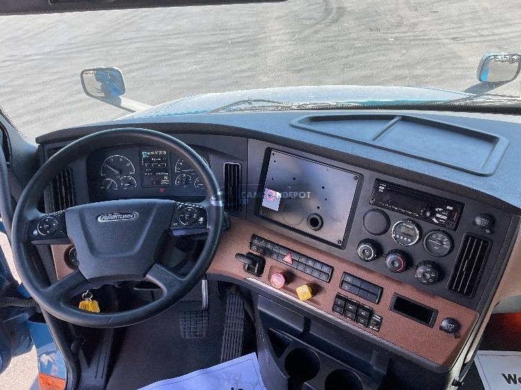 Truck Thumbnail 7