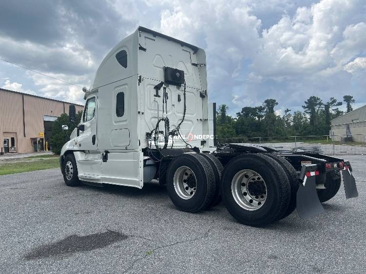 Truck Thumbnail 4