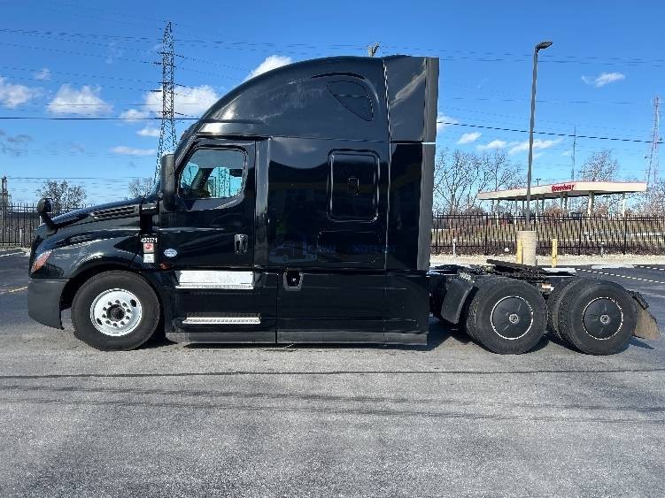 Truck Thumbnail 3