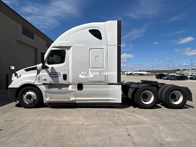 Truck Thumbnail 4