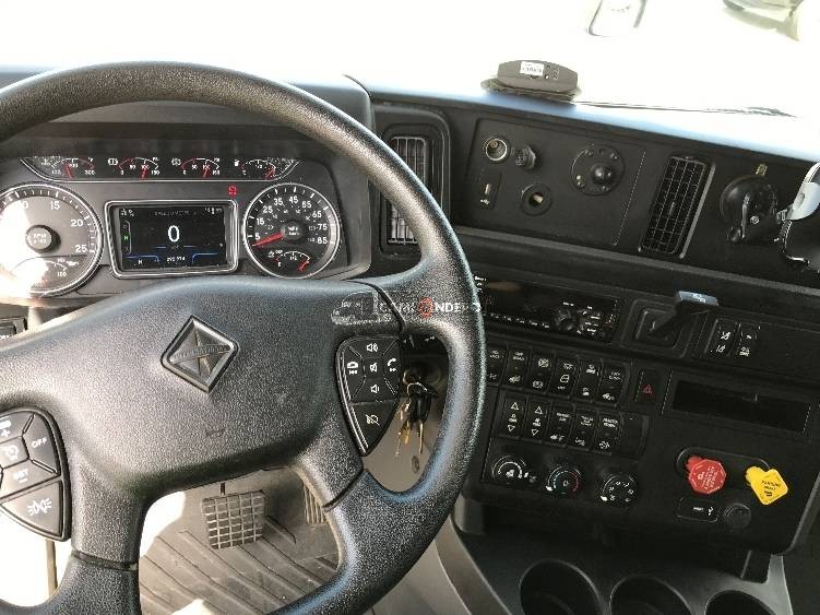 Truck Thumbnail 8