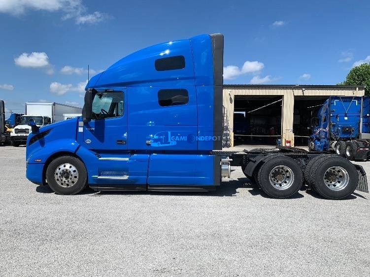 Truck Thumbnail 4