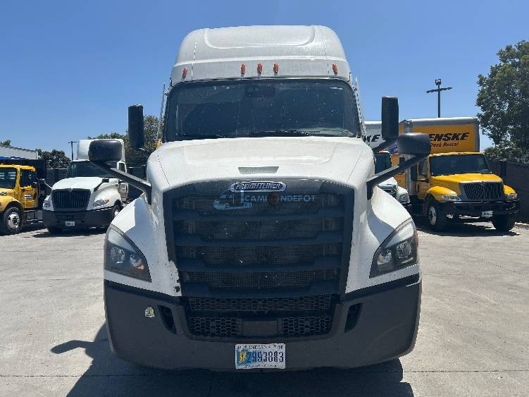Truck Thumbnail 3