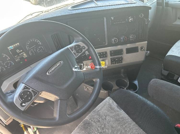Truck Thumbnail 7