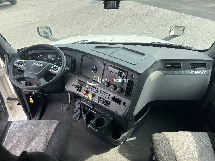 Truck Thumbnail 8