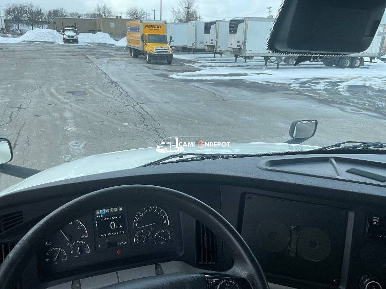 Truck Thumbnail 5