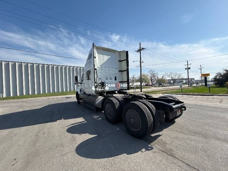 Truck Thumbnail 4
