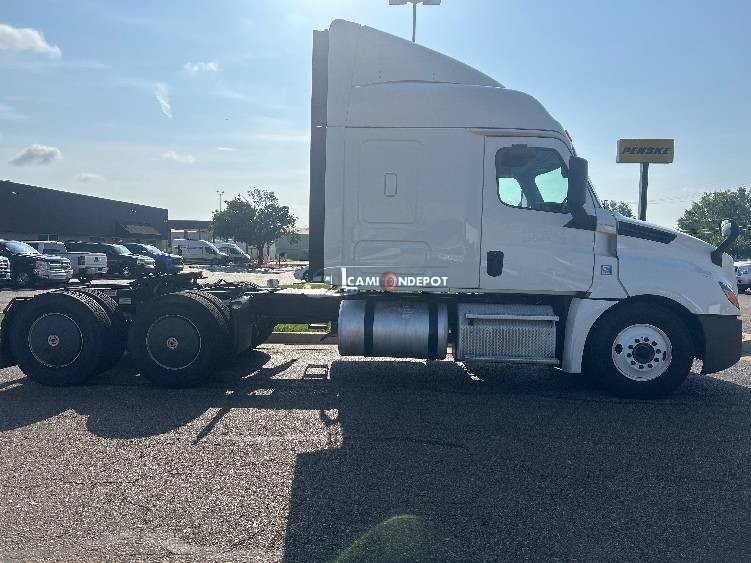 Truck Thumbnail 6