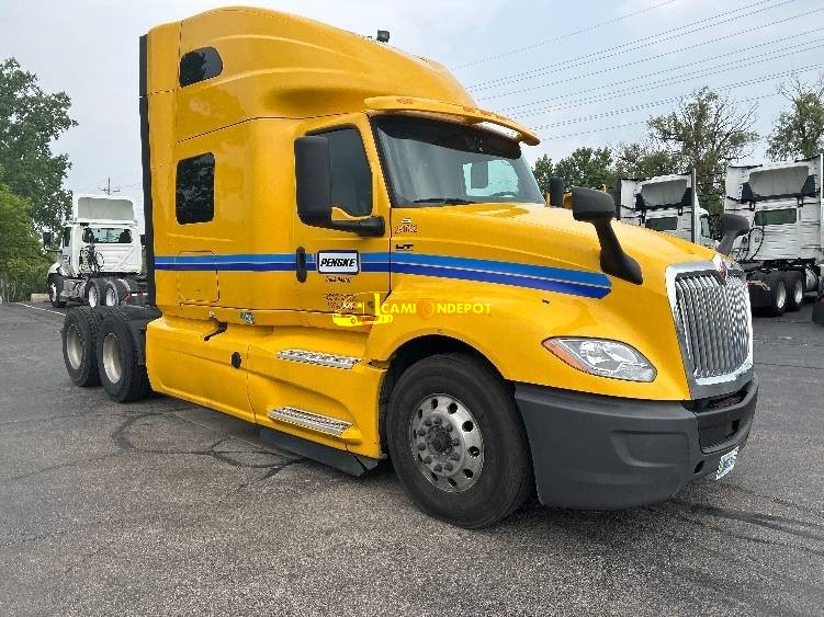 Truck