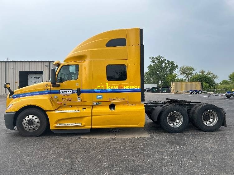 Truck Thumbnail 3