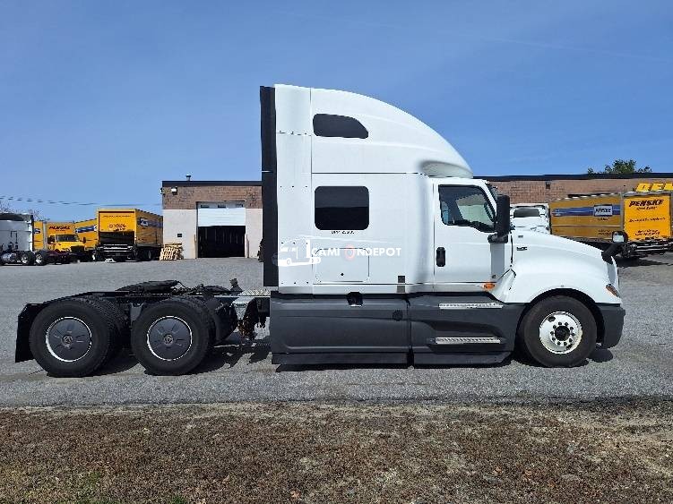 Truck Thumbnail 8