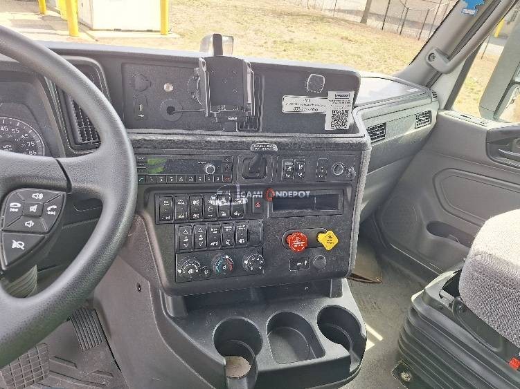 Truck Thumbnail 10