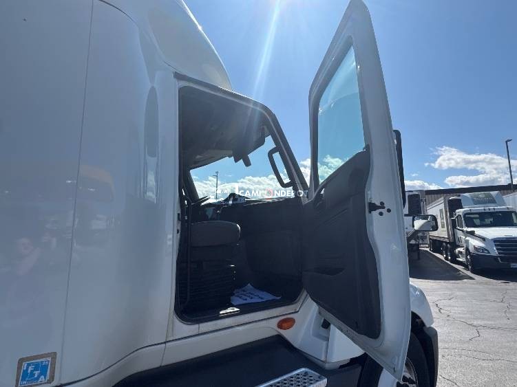Truck Thumbnail 9