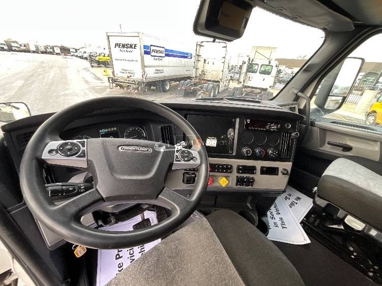 Truck Thumbnail 7