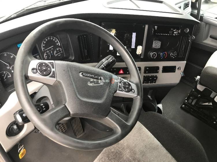 Truck Thumbnail 7