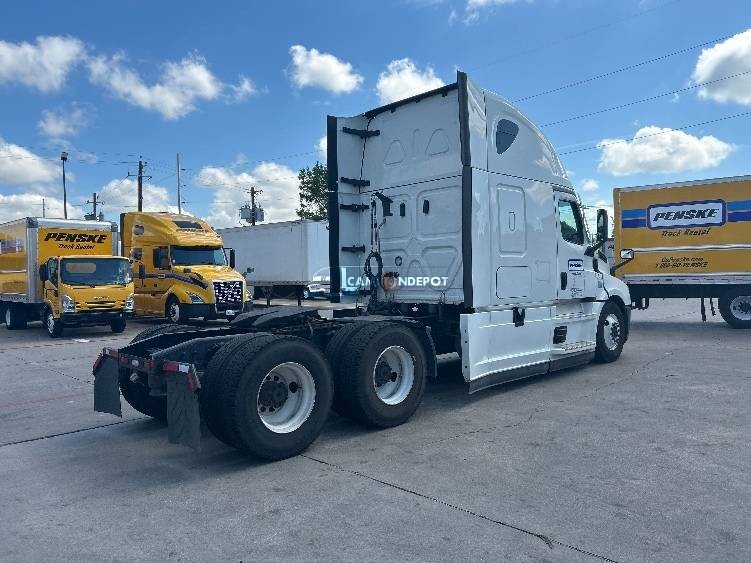 Truck Thumbnail 6