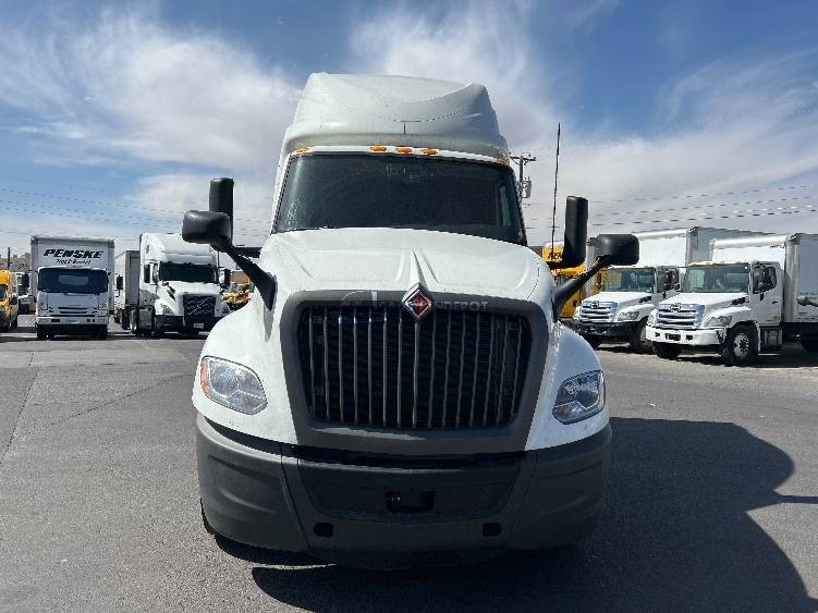 Truck Thumbnail 2