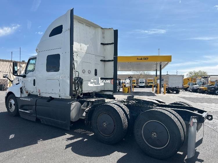 Truck Thumbnail 4