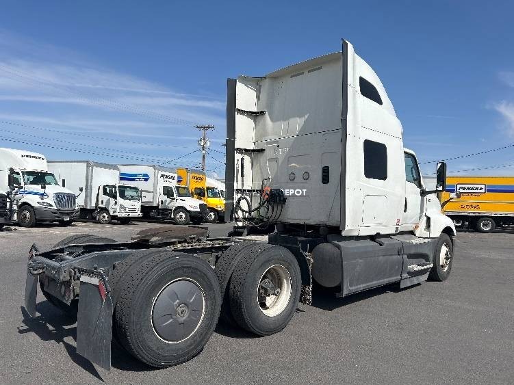 Truck Thumbnail 6