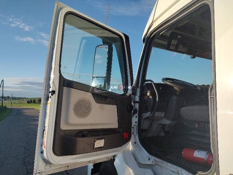 Truck Thumbnail 5
