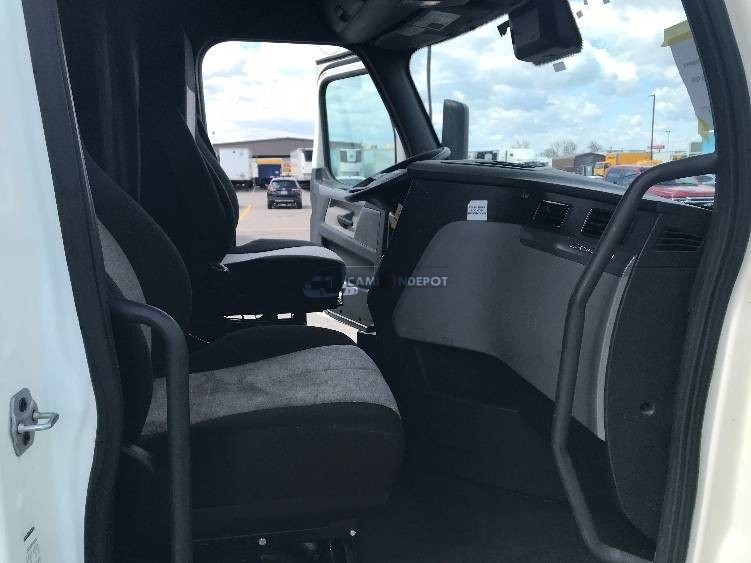 Truck Thumbnail 8
