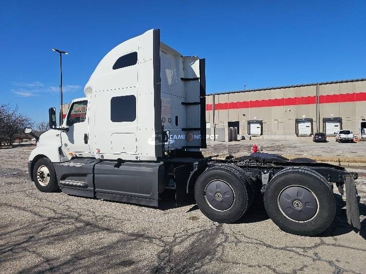 Truck Thumbnail 4