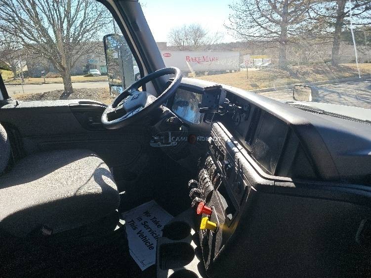 Truck Thumbnail 7