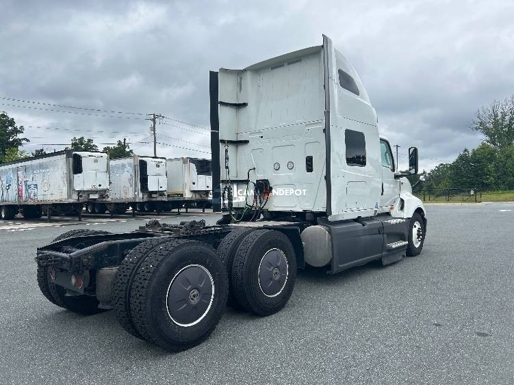 Truck Thumbnail 5