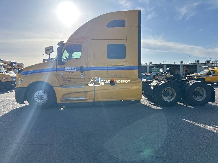 Truck Thumbnail 3