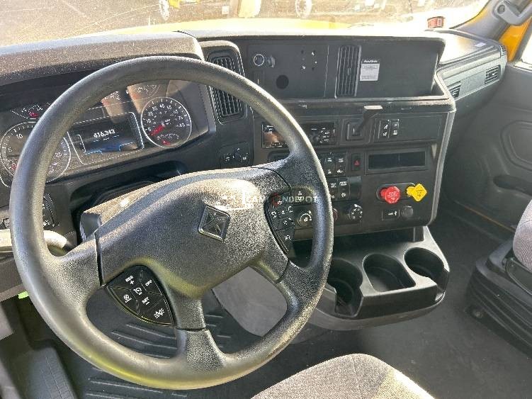 Truck Thumbnail 6