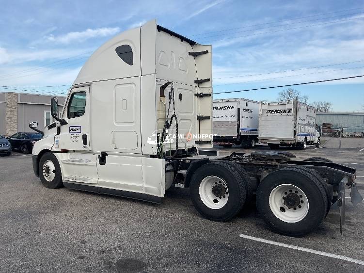 Truck Thumbnail 5