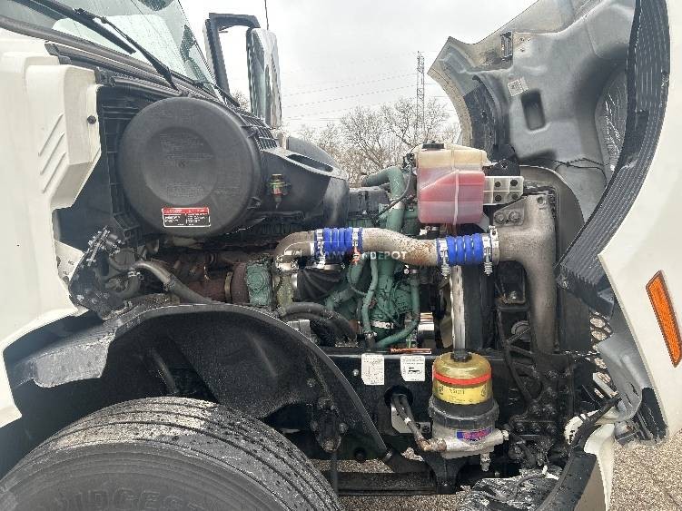 Truck Thumbnail 10