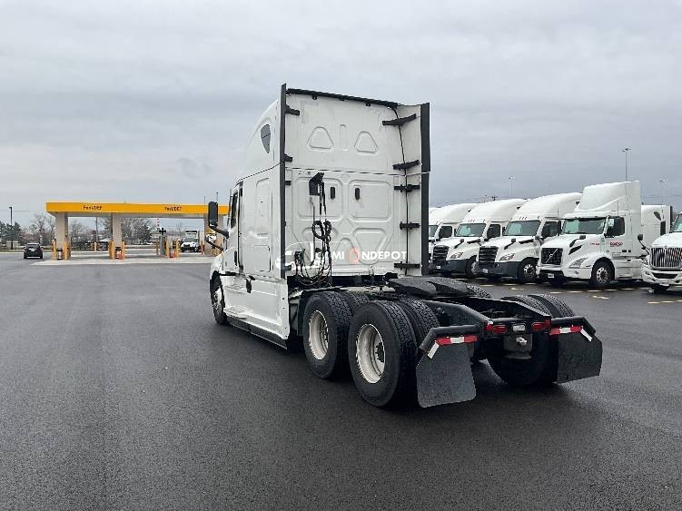 Truck Thumbnail 4