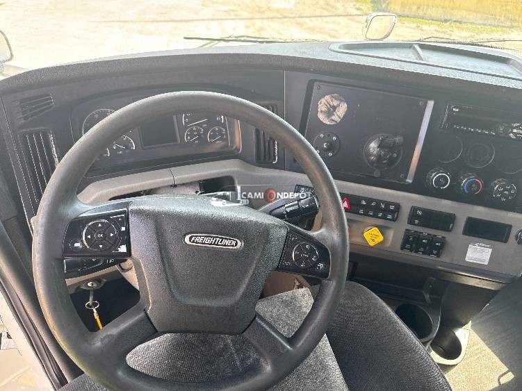 Truck Thumbnail 7