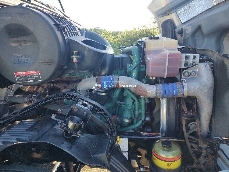 Truck Thumbnail 11