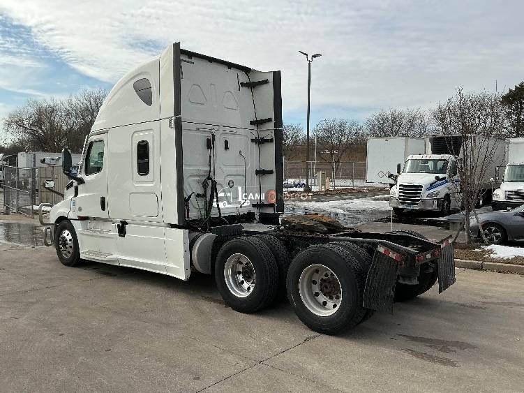 Truck Thumbnail 5