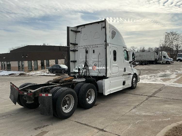 Truck Thumbnail 7