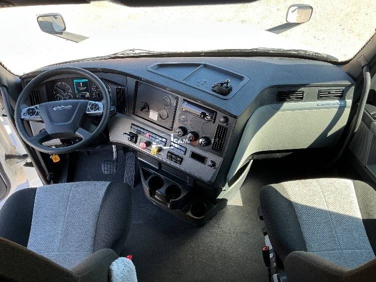 Truck Thumbnail 10