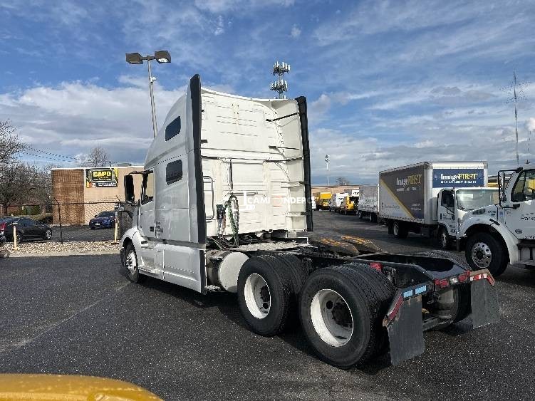 Truck Thumbnail 5